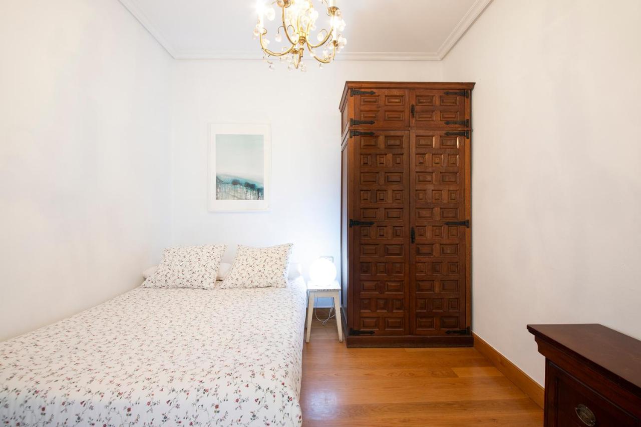 & - Neighbourhood Of Gros Apartamento *